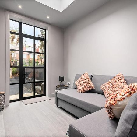 Lovely 2-Bed Apartment - Hosted By Guestready London Eksteriør bilde