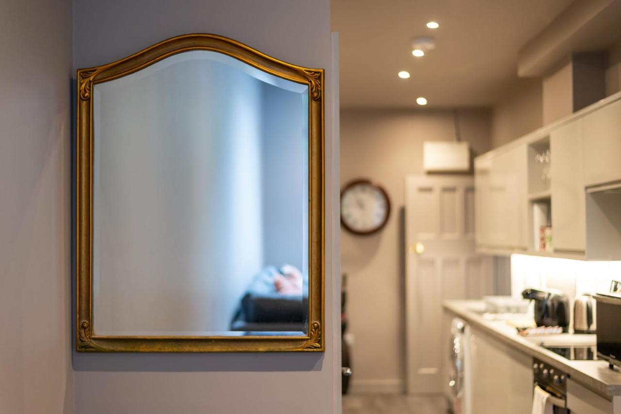 Lovely 2-Bed Apartment - Hosted By Guestready London Eksteriør bilde